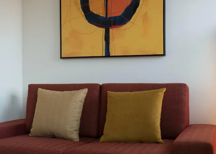 Apartament Lovelystay - Gorgeous Modern Flat W/ Balcony Porto