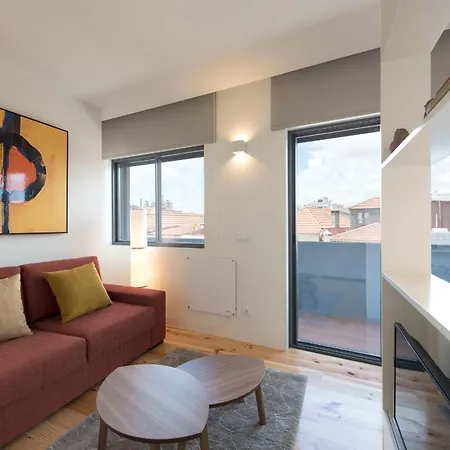 Lovelystay - Gorgeous Modern Flat W/ Balcony Lägenhet *