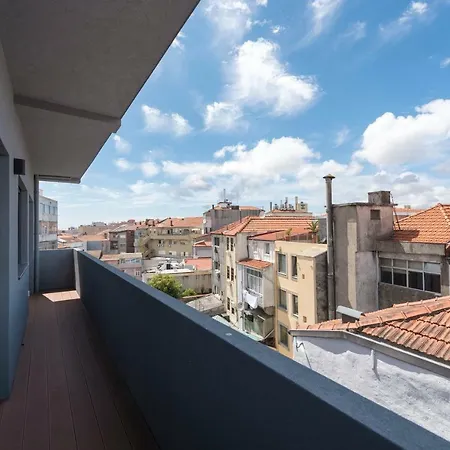 Lägenhet Lovelystay - Gorgeous Modern Flat W/ Balcony Oporto