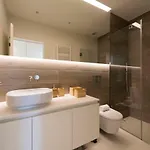 Apartment Lovelystay - Gorgeous Modern Flat W/ Balcony Porto